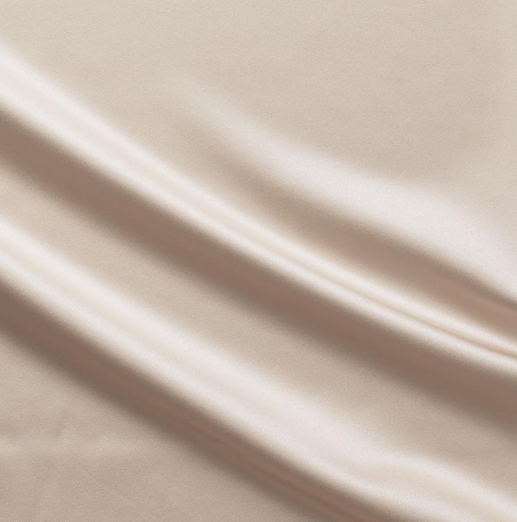 Latte Opera Satin Tablecloth 96