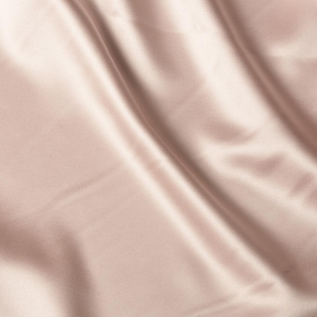 Nu Blush Satin Round Table Runner 18