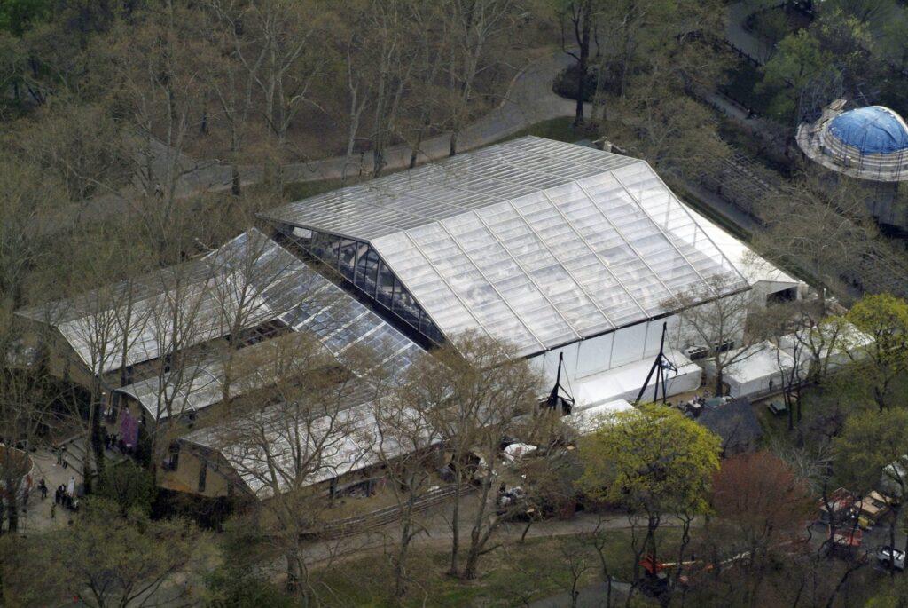 HM Central Park 40mCS Clear Roof BEST