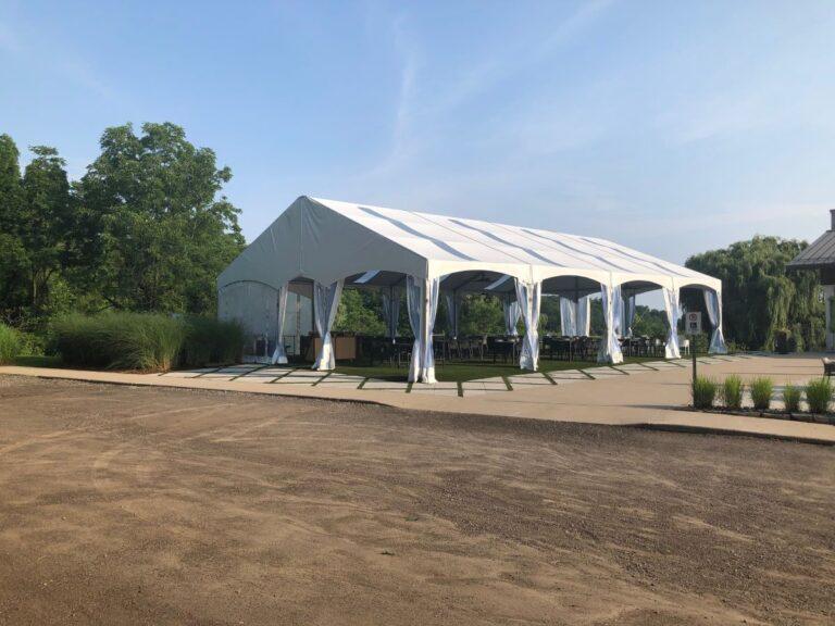 40’LT Legacy Tent – Skylight Roofs – Clear Walls
