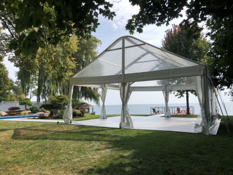 Hoshowsky Wedding-30’LT-Clear Gable-Clear Roof