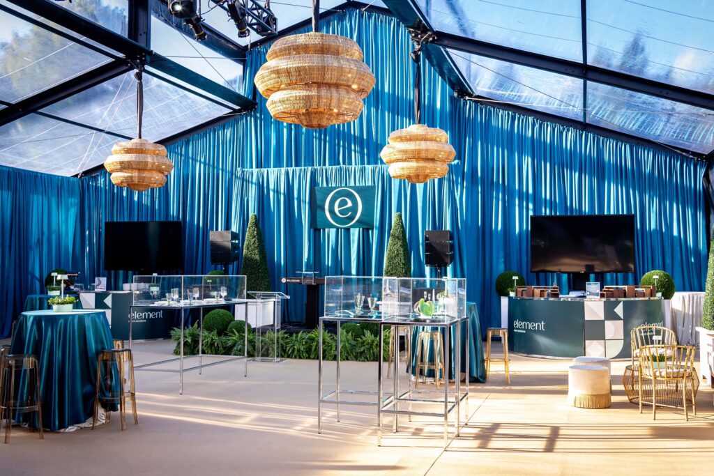 5 Reasons Why You Need to Pay More Attention to Lighting for Your Next Corporate Event 2 Elegant event space with lighting