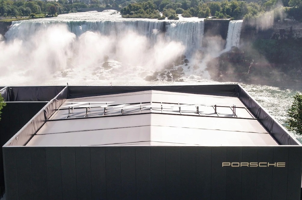 Porsche building near Niagara Falls with Manhattan structure tent